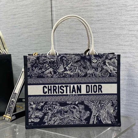 DIOR ハンドバッグ 高級品