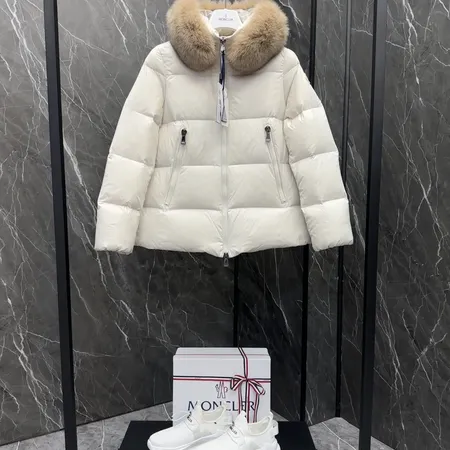 モンクレール moncler ダウン ジャケット 偽物激安通販