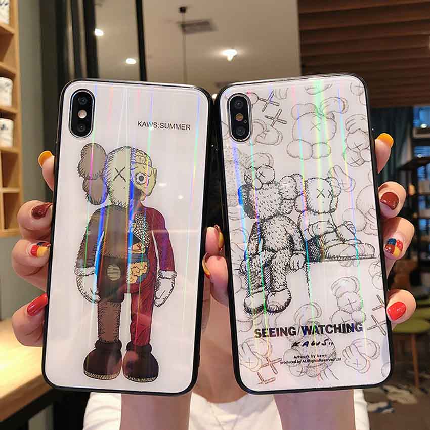 かわいい iPhoneXR/XS/Xケース Kaws