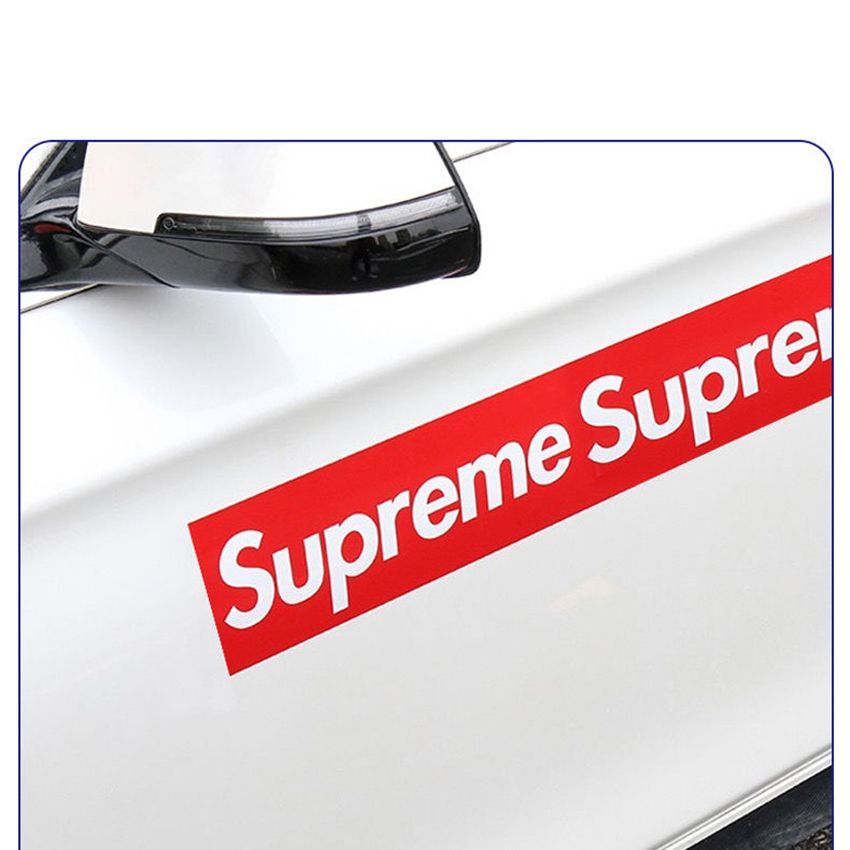 supreme テープ 飾り