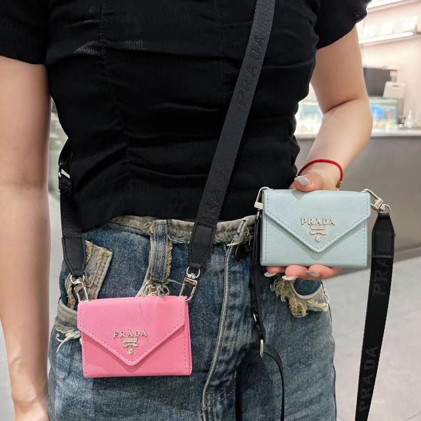 prada カードケース 激安