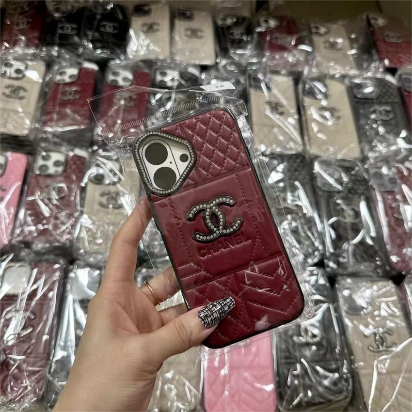 chanel スマホケース iphone16promax