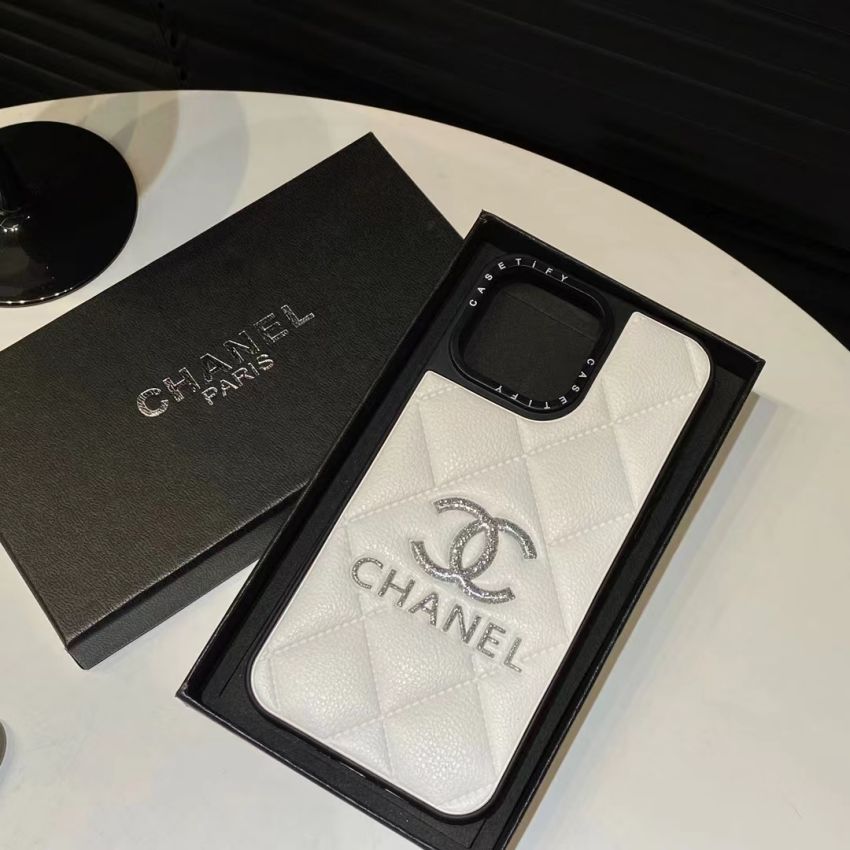 刺繡chanel iphone16 plus レザーカバー