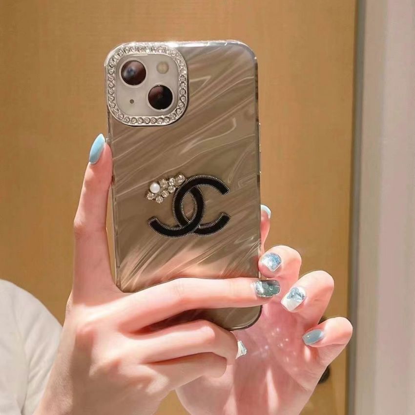 CHANEL Iphoneケース 16plus