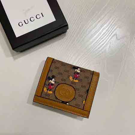 Gucci 財布 ミニ財布 グッチｘミッキー カードケース かわいい 二つ折り財布 Gucci プリント柄